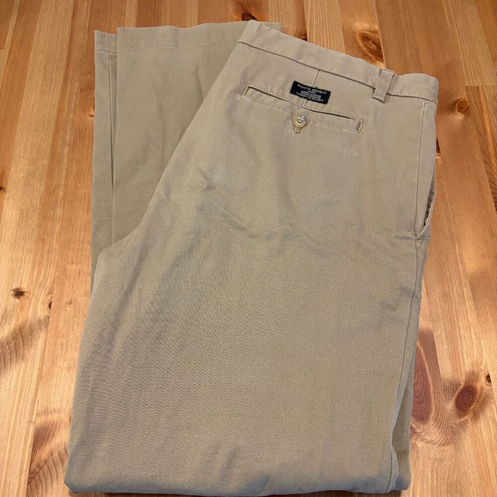 Banana Republic Chinos Emerson Straight Fit 34x32